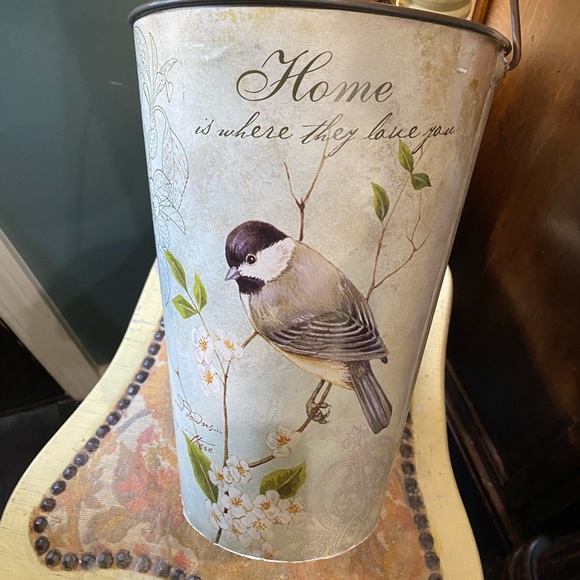 Set Of 2 Tin Bird Buckets - Picture 3 of 10